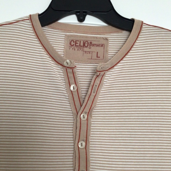 Celio White with Tan Stripes Henley  size L ( runs like a M ) - Picture 2 of 5